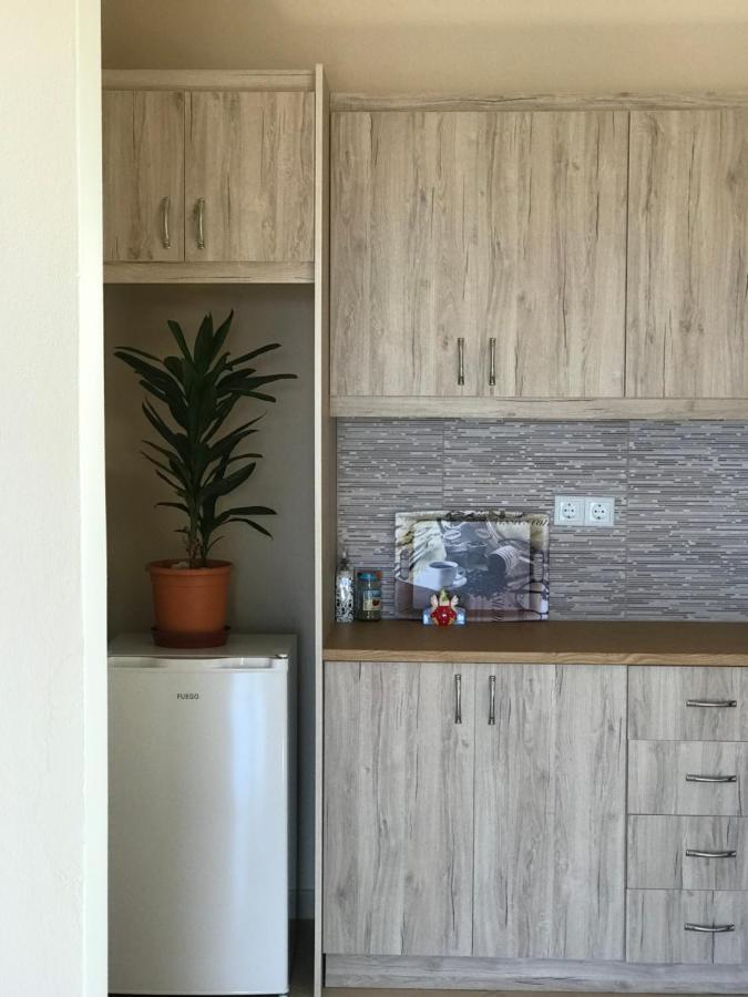 L.T. Apartment 5Th Street Sarande Exterior photo