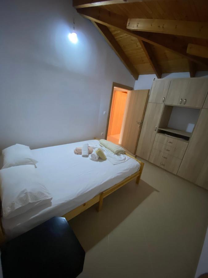 L.T. Apartment 5Th Street Sarande Exterior photo