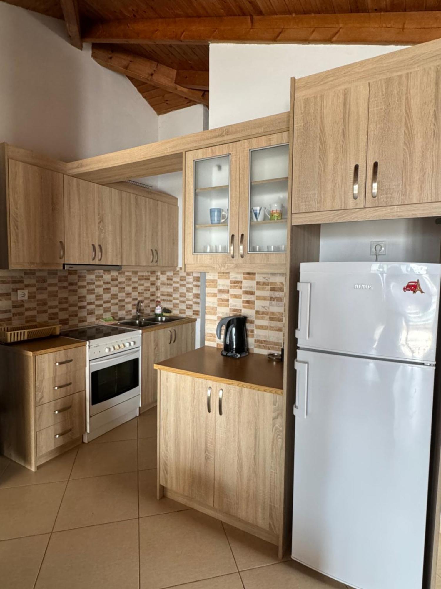 L.T. Apartment 5Th Street Sarande Exterior photo